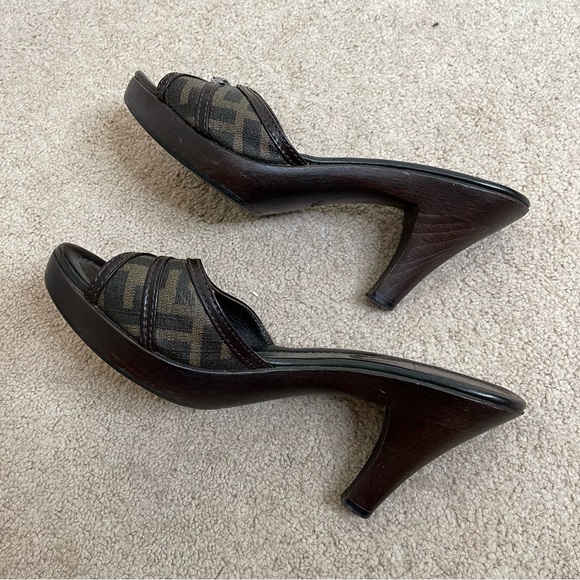 Fendi Vintage Monogram Heels - Picture 6 of 9